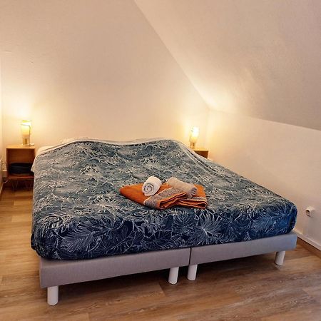 Chez Madeline Apartment Ле Госие Екстериор снимка