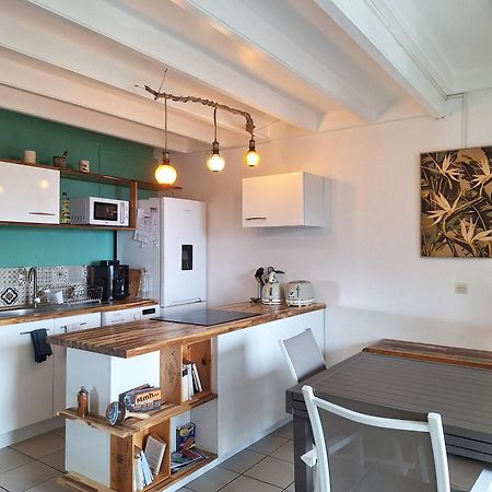 Chez Madeline Apartment Ле Госие Екстериор снимка